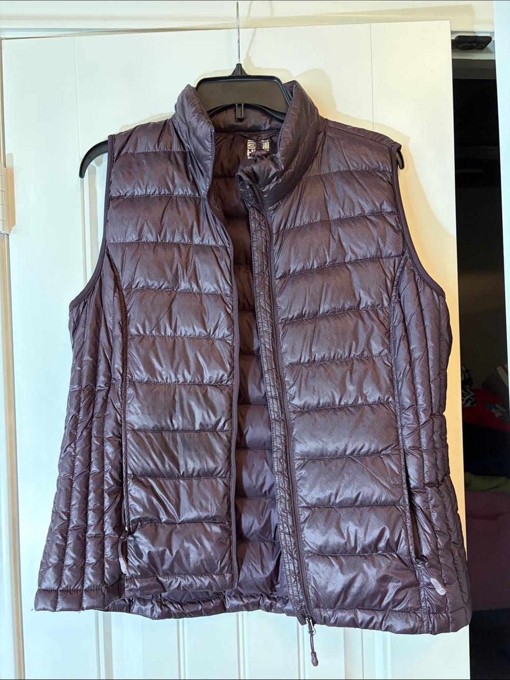 32 Degrees Quilted Puffer Vest in Plum